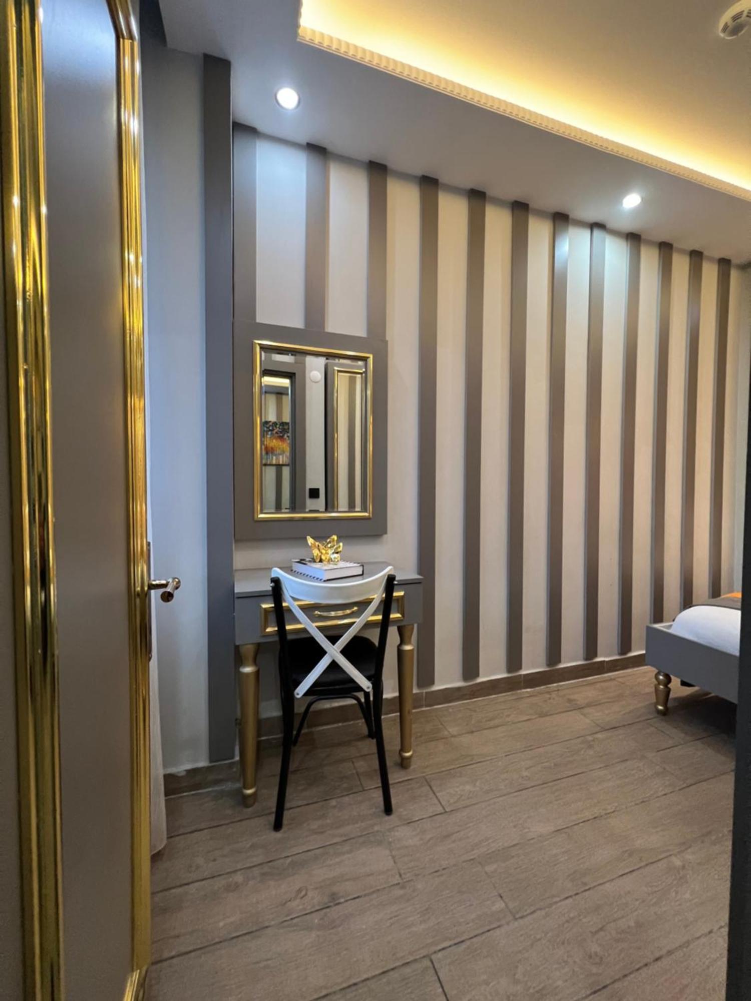 Taksim Larissa Hotel Suites Стамбул Экстерьер фото