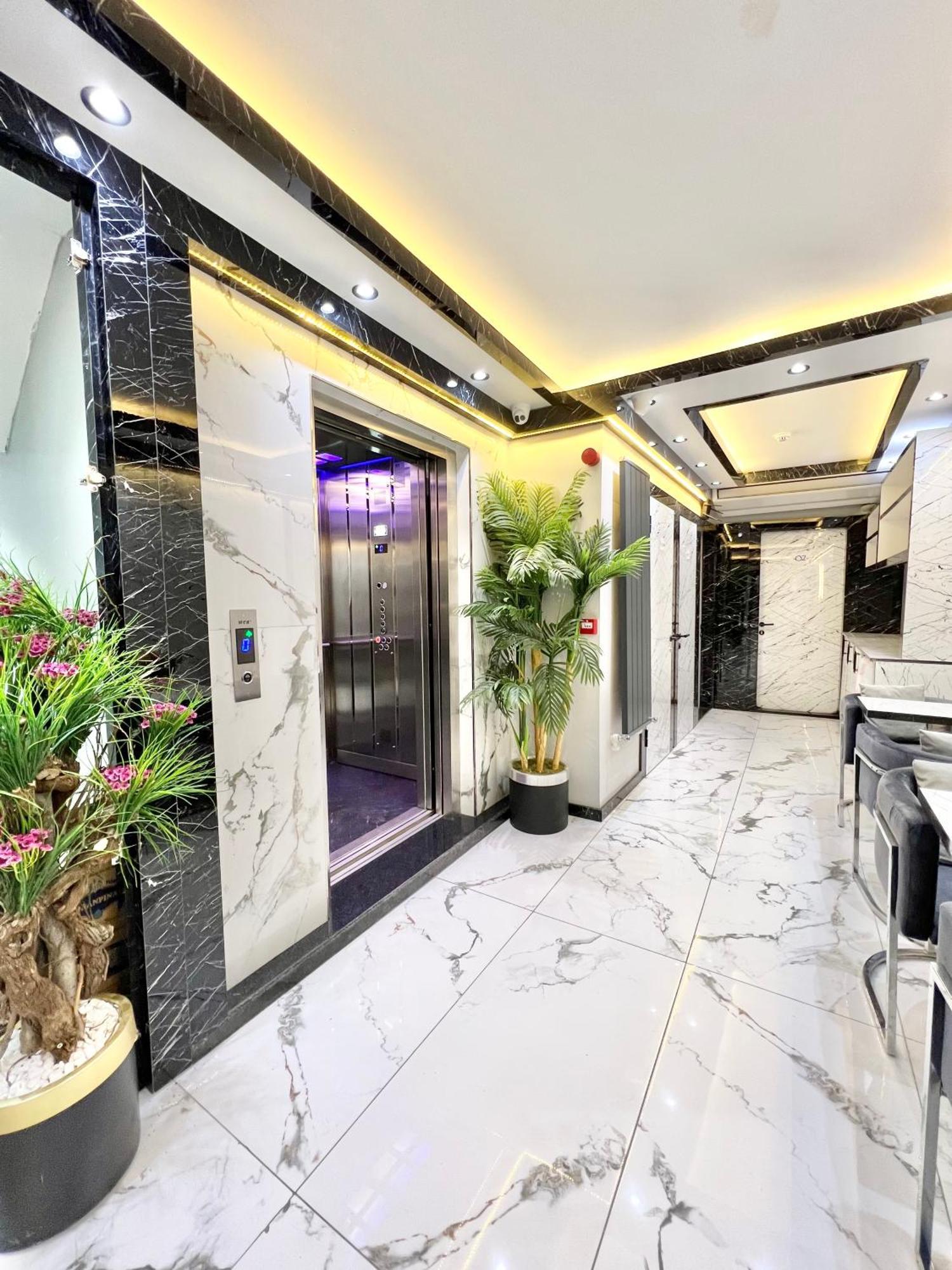 Taksim Larissa Hotel Suites Стамбул Экстерьер фото