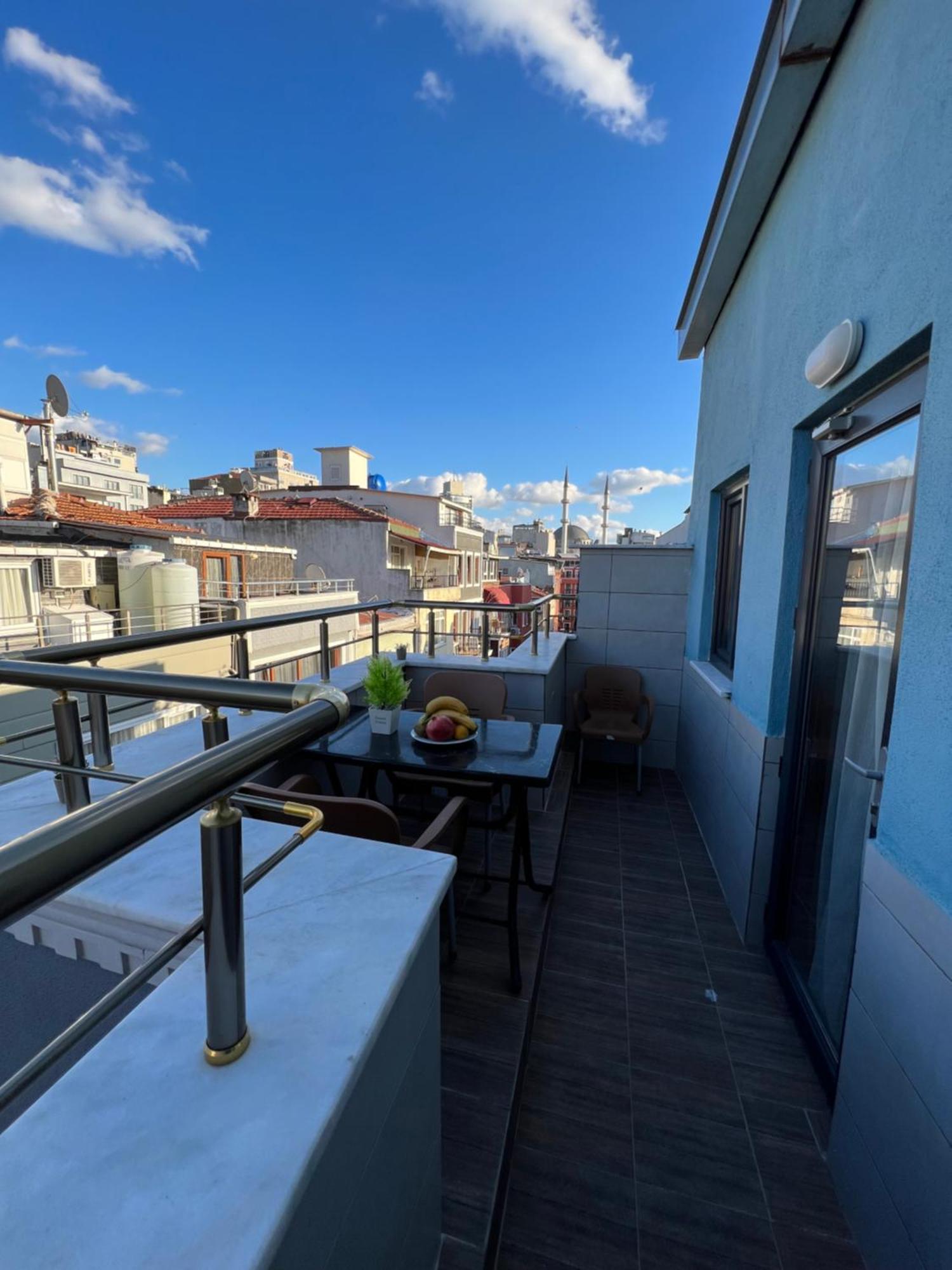 Taksim Larissa Hotel Suites Стамбул Экстерьер фото
